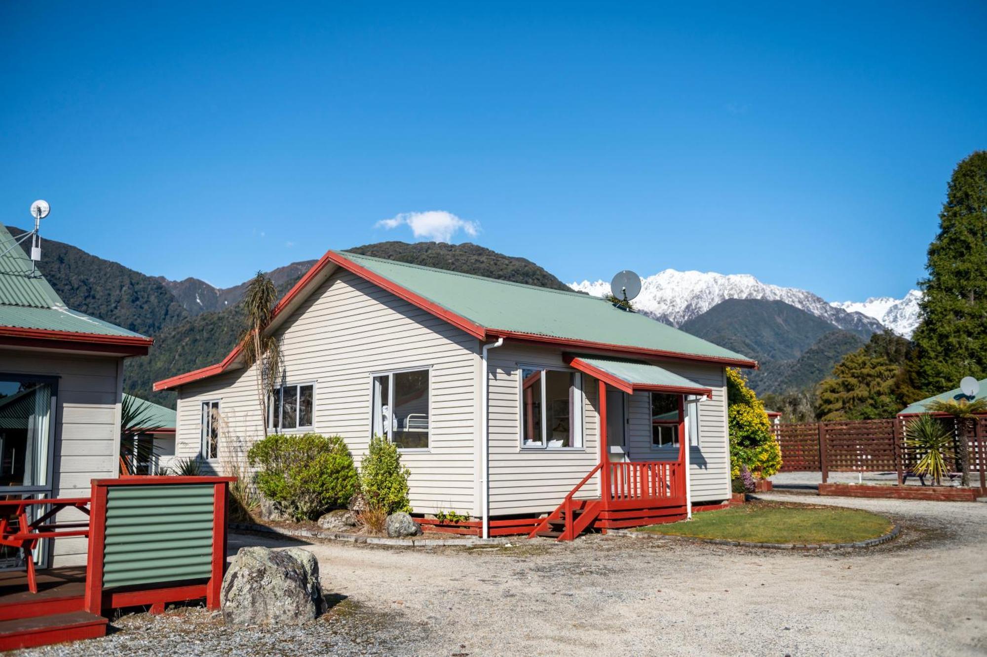 Franz Josef Top 10 Holiday Park Экстерьер фото