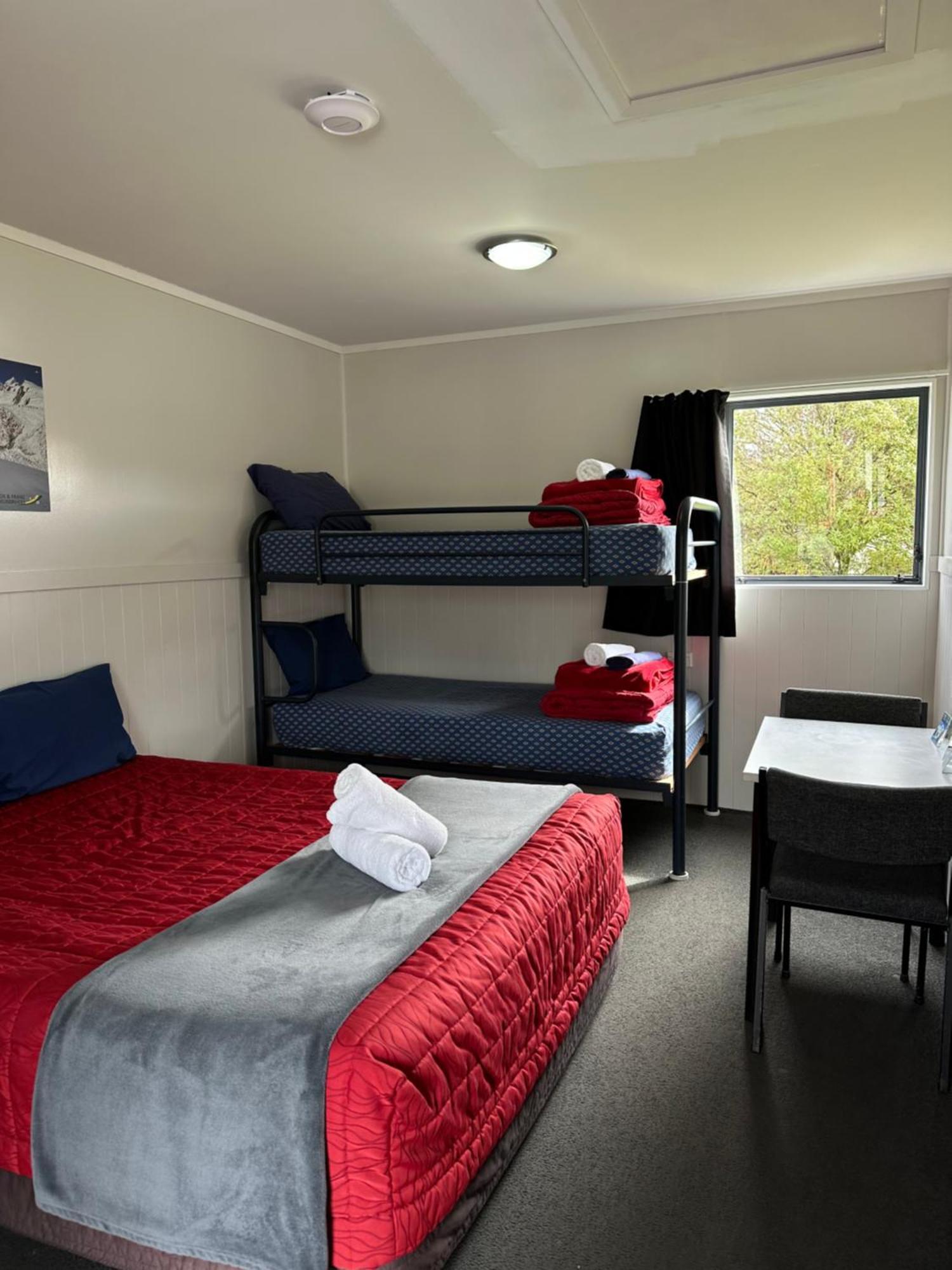 Franz Josef Top 10 Holiday Park Экстерьер фото